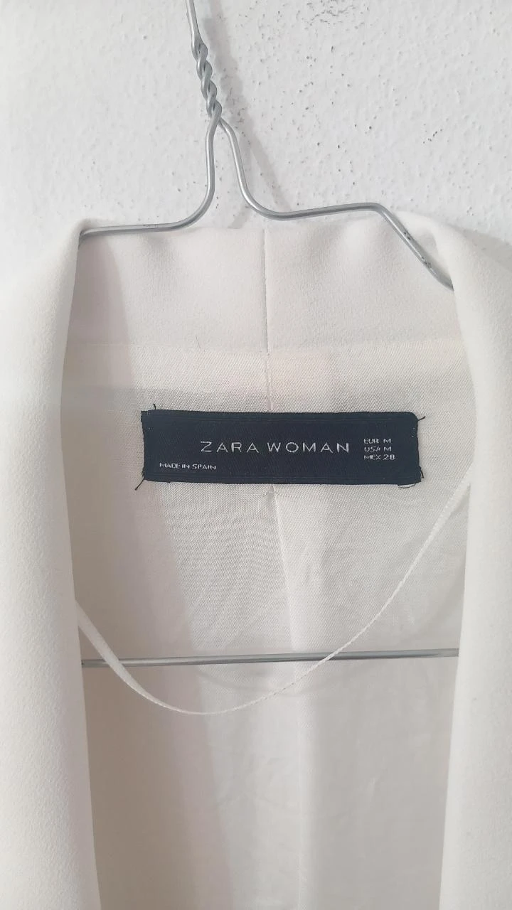 Blazer blanco sin botones, Zara, talla M | Veste blanche fluide – photo 2